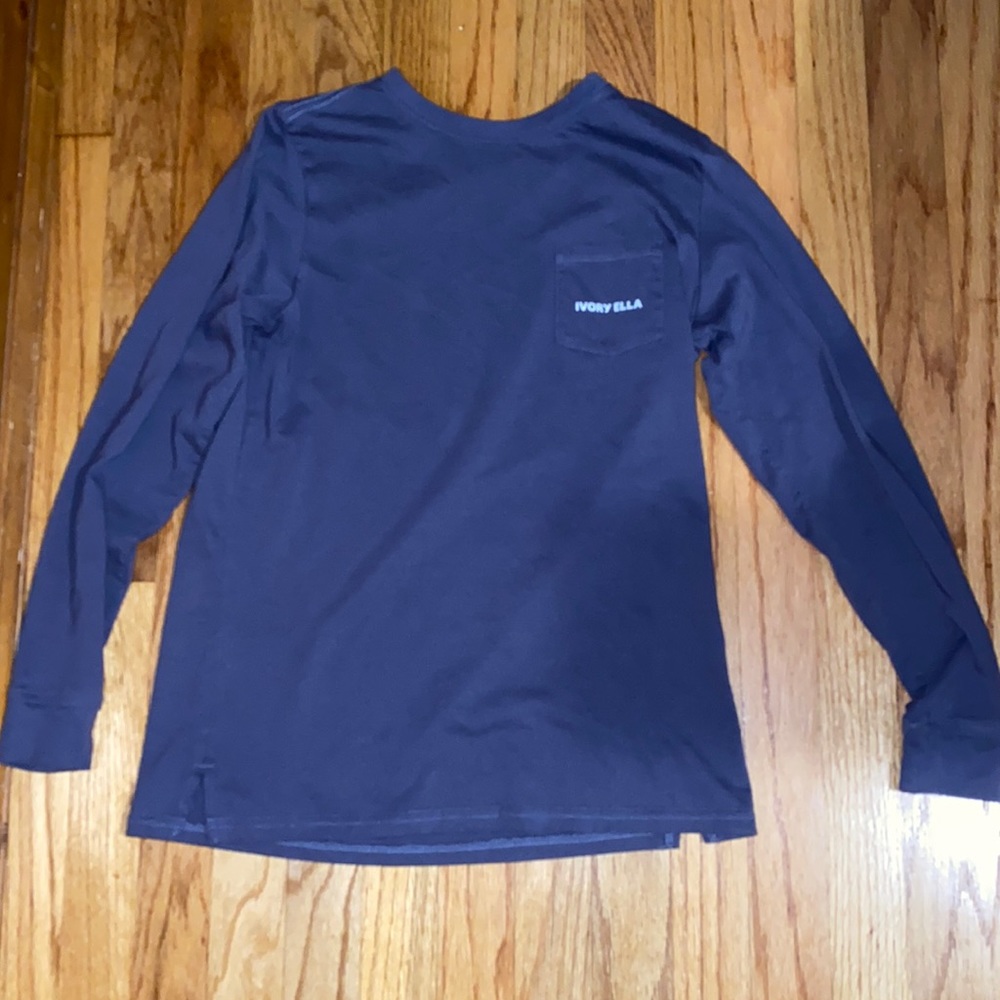 Super cute ivory Ella shirt